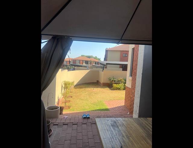 2 BEDROOM APARTMENT FOR SALE IN PRETORIUSPARK